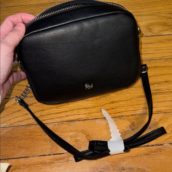 Rebecca Minkoff Elegant Black Quilted Crossbody Bag - Picture 3 of 3